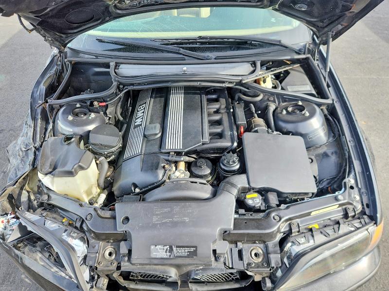 65900416 :رقم المزاد ، WBAEV33482KL76862 vin ، 2002 Bmw 325 مزاد بيع