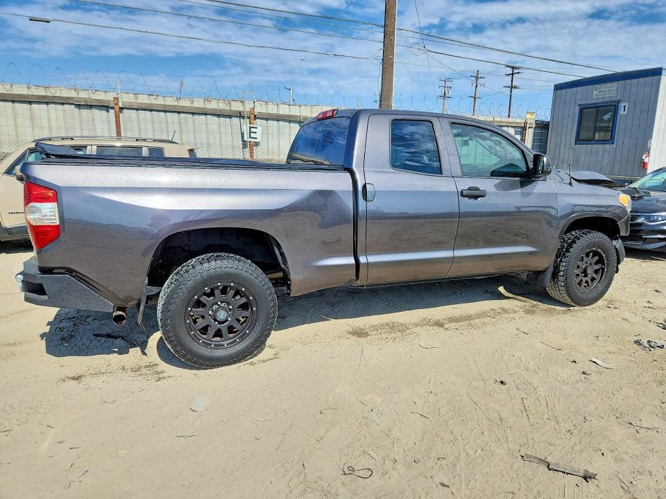 Продаж на аукціоні авто 2015 Toyota Tundra, vin: 5TFUM5F14FX060365, номер лоту: 64127866