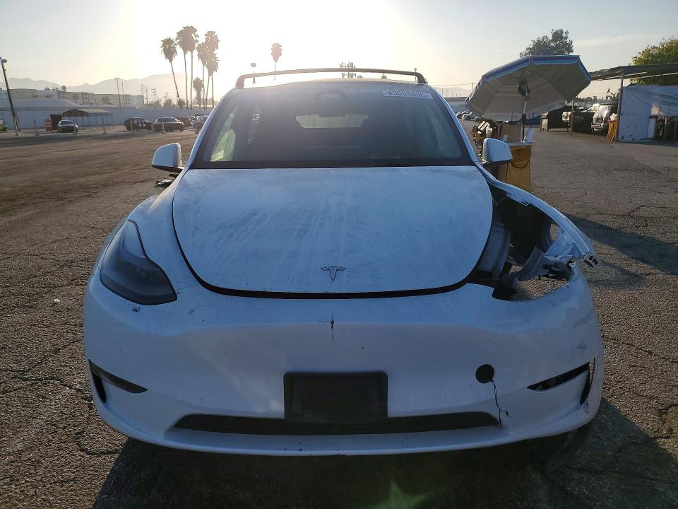 63853806 :رقم المزاد ، 7SAYGDEE9PF848774 vin ، 2023 Tesla Model Y مزاد بيع