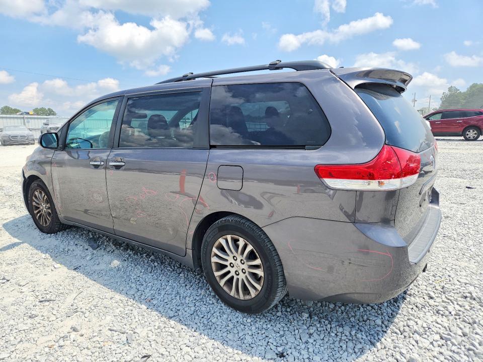Продажа на аукционе авто 2014 Toyota Sienna, vin: 5TDYK3DC2ES437733, номер лота: 66709316