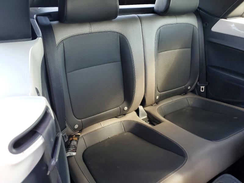64097946 :رقم المزاد ، 3VW5P7AT5DM826183 vin ، 2013 Volkswagen Beetle مزاد بيع