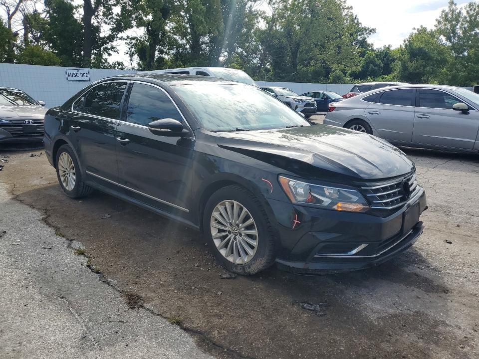 Продаж на аукціоні авто 2016 Volkswagen Passat, vin: 1VWBT7A32GC014828, номер лоту: 65350306