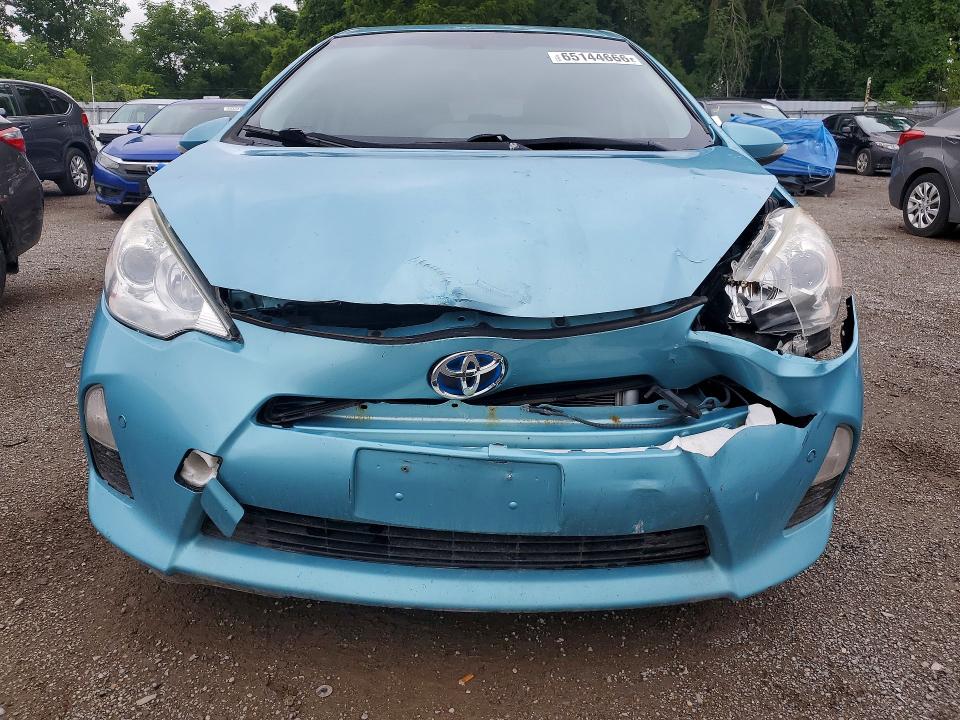65144666 :رقم المزاد ، JTDKDTB39D1034637 vin ، 2013 Toyota Prius C مزاد بيع