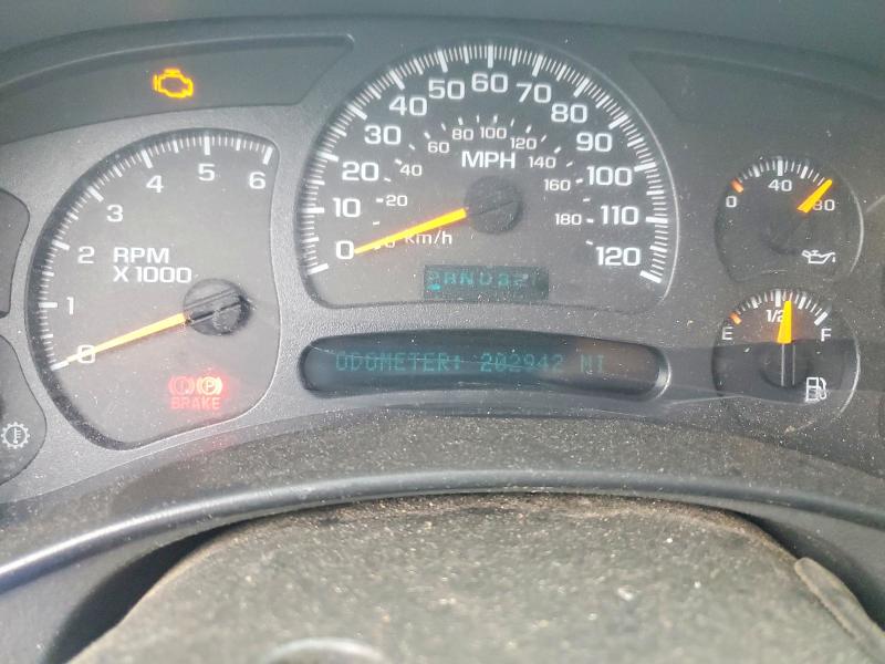 2005 Chevrolet Silverado მანქანა იყიდება აუქციონზე, vin: 1GCHK23U85F898438, აუქციონის ნომერი: 63302536