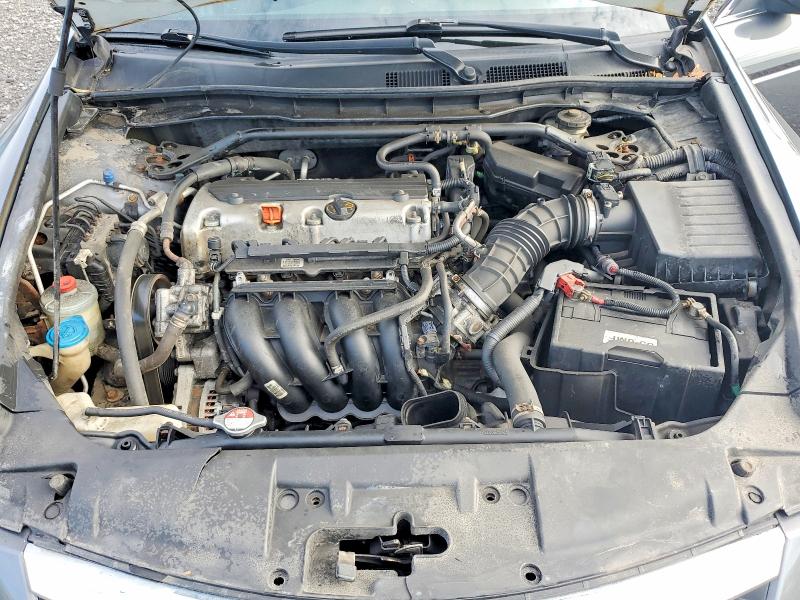 64898806 :رقم المزاد ، 1HGCP2F74BA803613 vin ، 2011 Honda Accord مزاد بيع