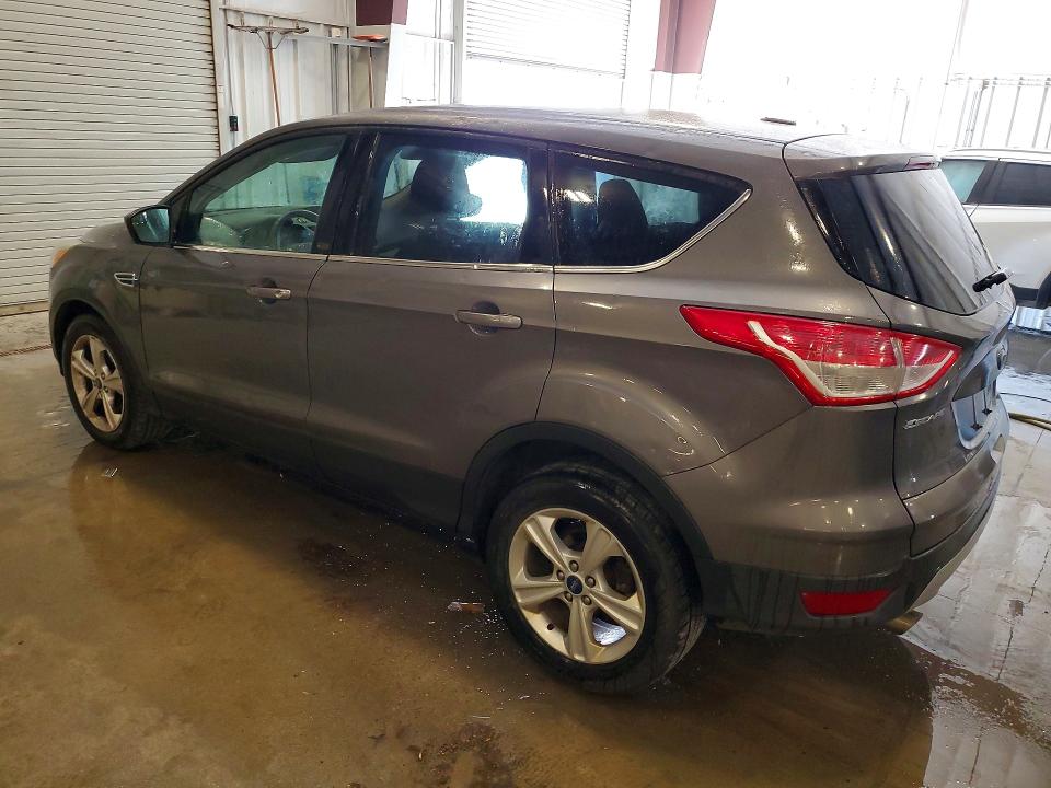 64264476 :رقم المزاد ، 1FMCU0GX0EUA10110 vin ، 2014 Ford Escape مزاد بيع