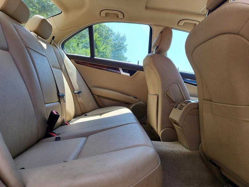 64365466 :رقم المزاد ، WDDGF8BB8CR198035 vin ، 2012 Mercedes-benz C مزاد بيع