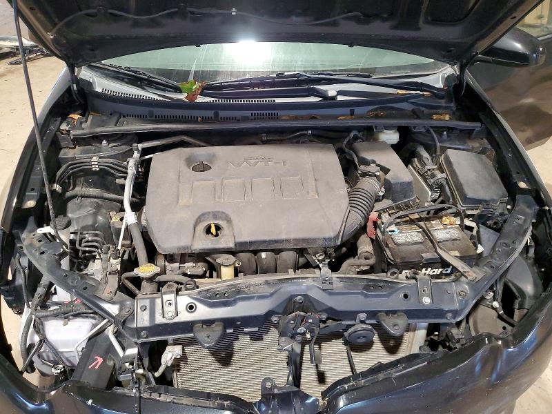 66765726 :رقم المزاد ، 2T1BURHE4FC235405 vin ، 2015 Toyota Corolla مزاد بيع