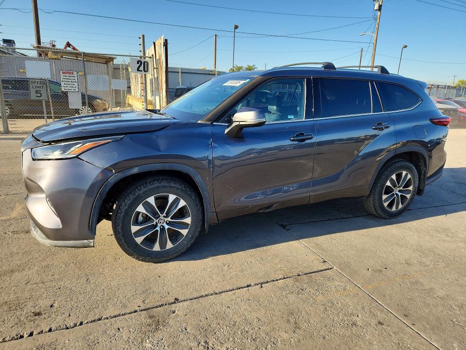 65953006 :رقم المزاد ، 5TDHZRBH1LS030318 vin ، 2020 Toyota Highlander مزاد بيع