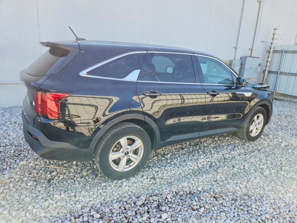 66100356 :رقم المزاد ، 5XYRG4LC8MG061435 vin ، 2021 Kia Sorento مزاد بيع