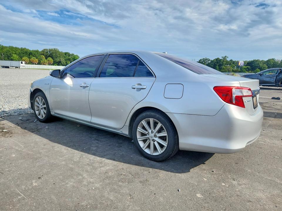 63649506 :رقم المزاد ، 4T1BD1FK5CU062899 vin ، 2012 Toyota Camry مزاد بيع