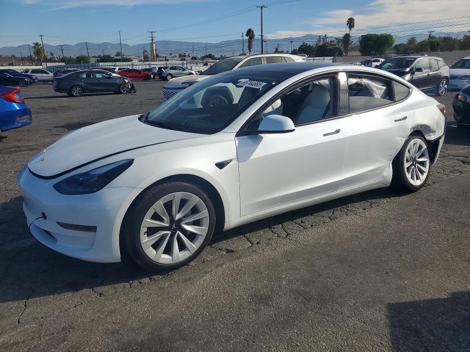65744886 :رقم المزاد ، 5YJ3E1EAXPF647944 vin ، 2023 Tesla Model 3 مزاد بيع