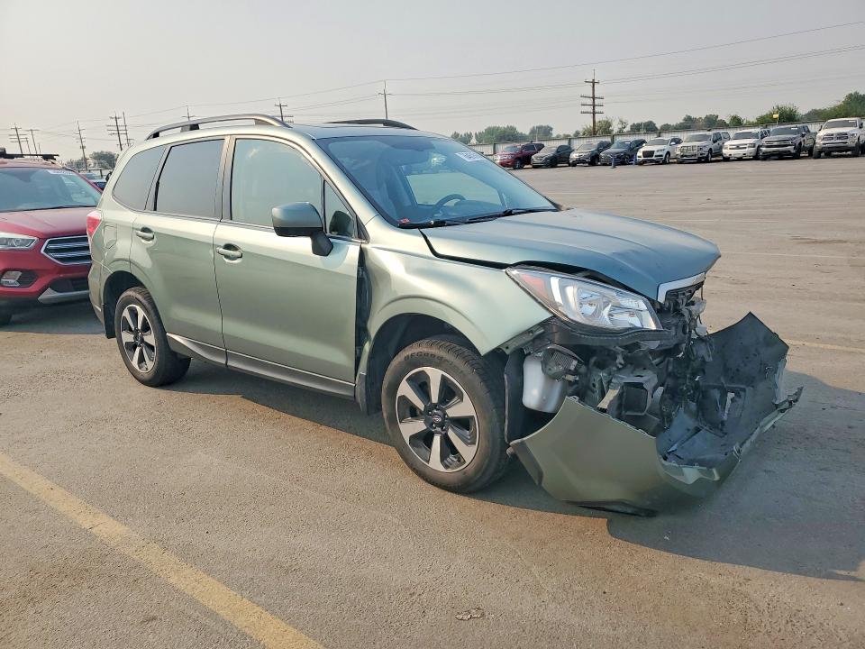 Продажа на аукционе авто 2017 Subaru Forester, vin: JF2SJAEC3HH526538, номер лота: 64615156