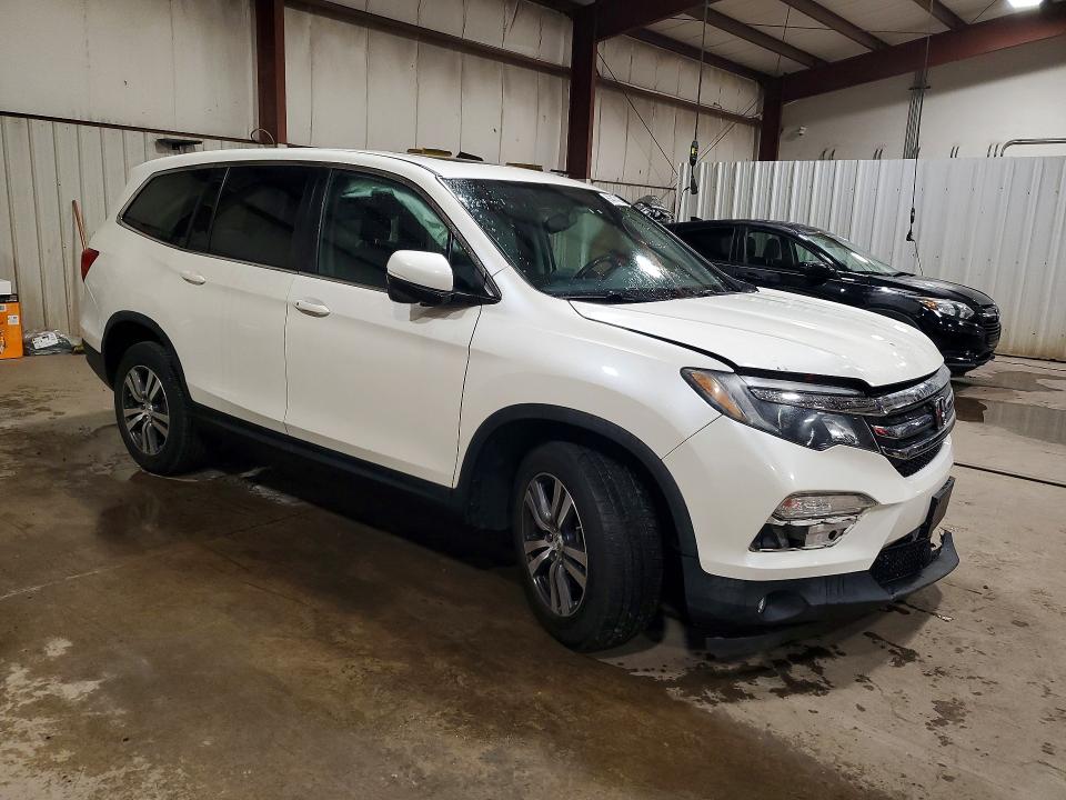Продаж на аукціоні авто 2018 Honda Pilot, vin: 5FNYF6H57JB013948, номер лоту: 63470426