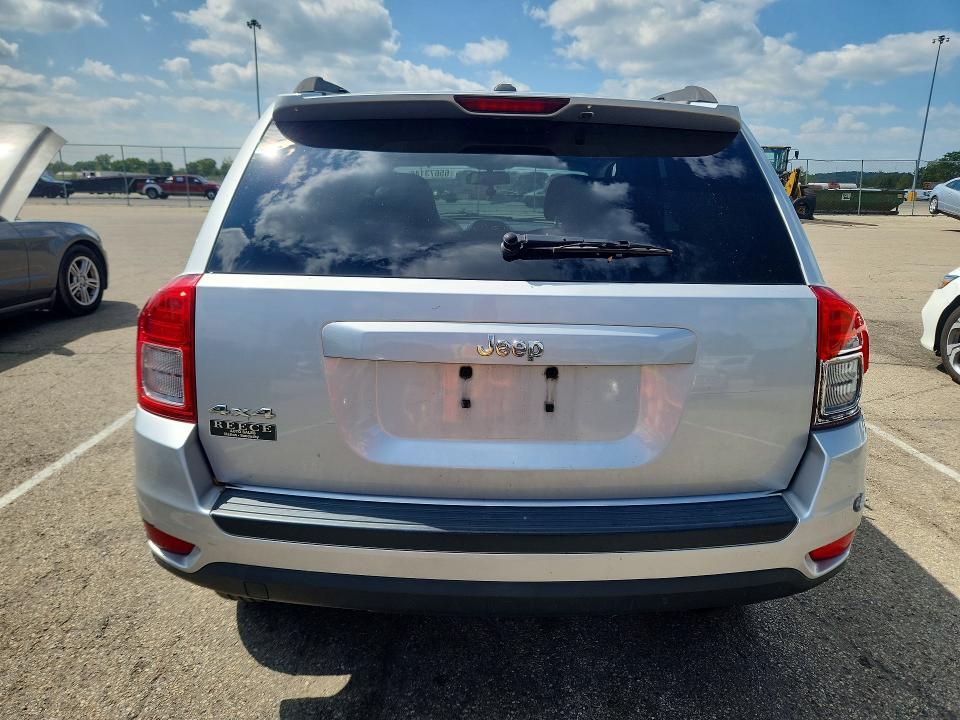 2012 Jeep Compass მანქანა იყიდება აუქციონზე, vin: 1C4NJDBB5CD562644, აუქციონის ნომერი: 65673146
