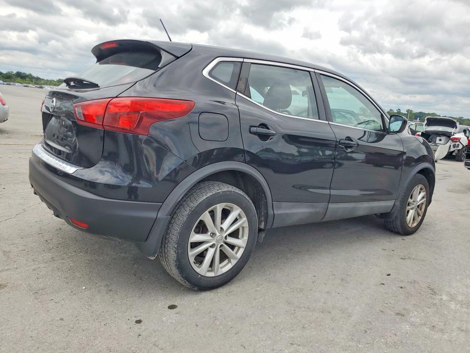 2017 Nissan Rogue Sport მანქანა იყიდება აუქციონზე, vin: JN1BJ1CP7HW010928, აუქციონის ნომერი: 63739446