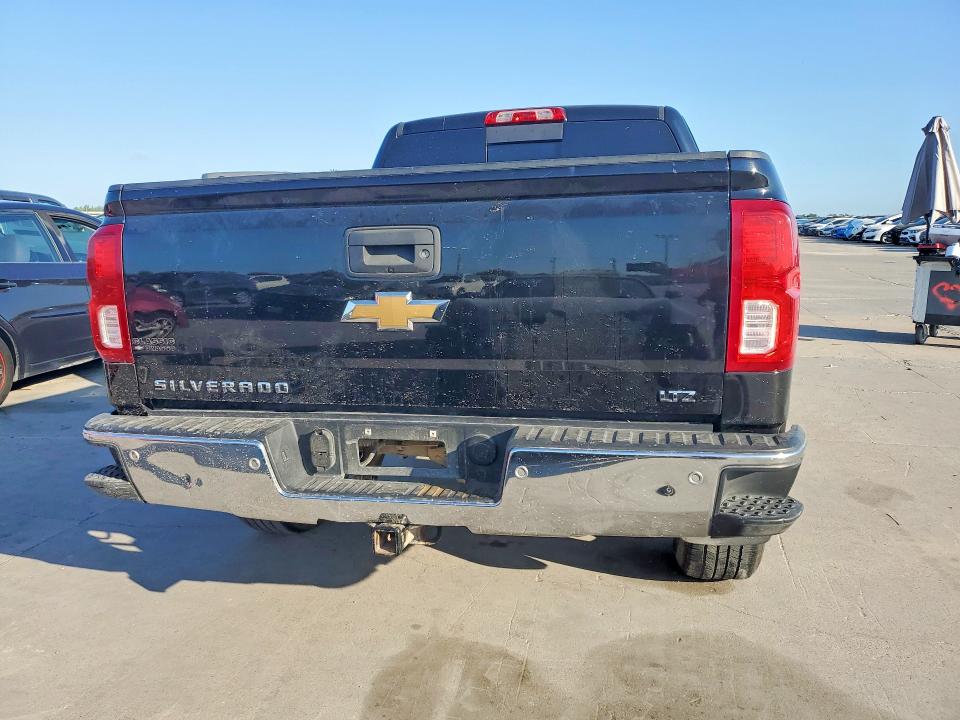 64409576 :رقم المزاد ، 3GCUKSEC7GG141597 vin ، 2016 Chevrolet Silverado مزاد بيع