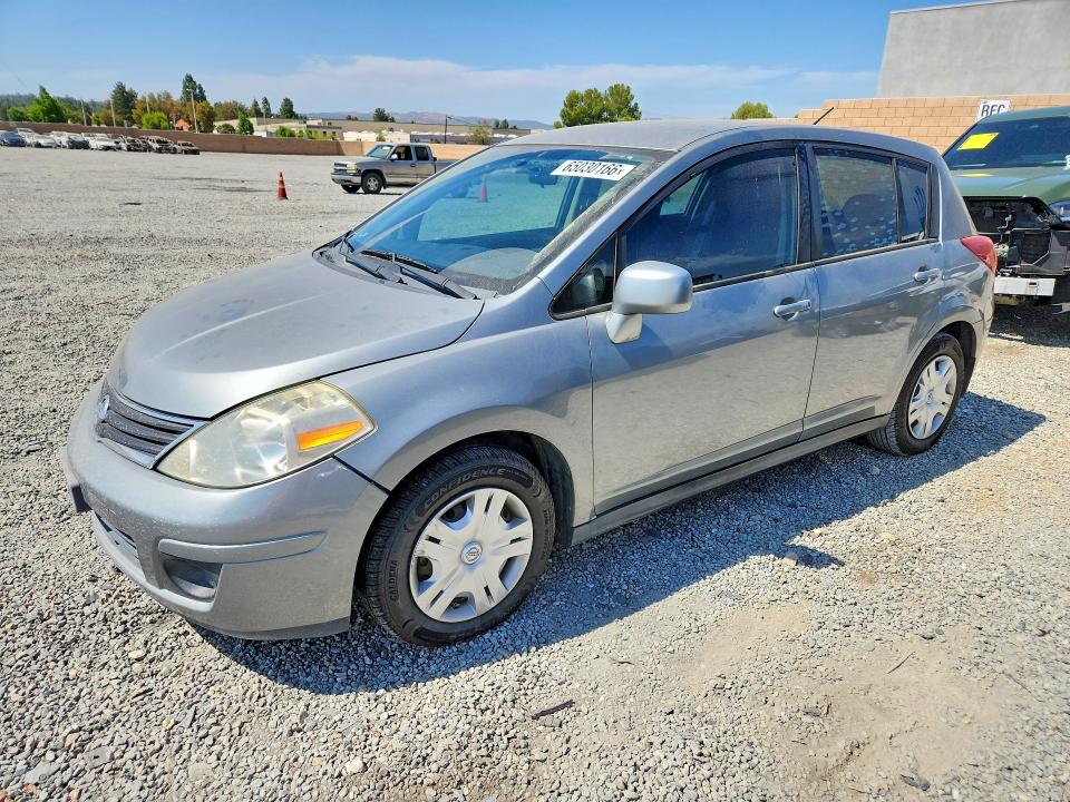 2010 Nissan Versa Hatchback მანქანა იყიდება აუქციონზე, vin: 3N1BC1CP5AL435876, აუქციონის ნომერი: 65030166