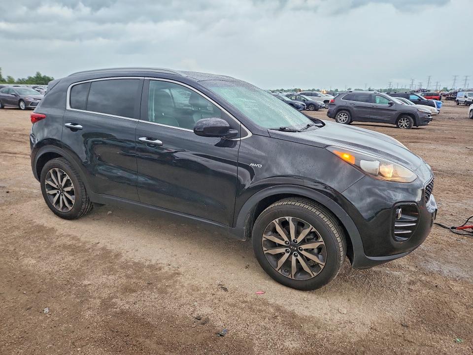 Продажа на аукционе авто 2017 Kia Sportage, vin: KNDPNCACXH7069727, номер лота: 64793026