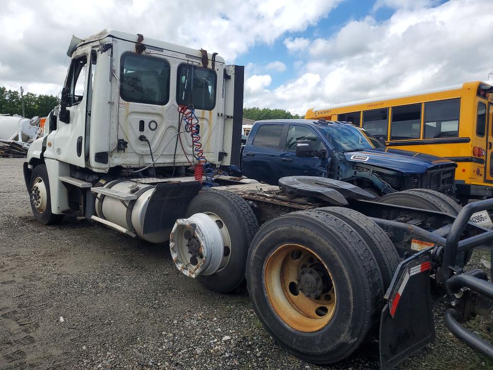 Продажа на аукционе авто 2018 Freightliner Cascadia 125, vin: 1FUJGEDR8JLJW4952, номер лота: 64242156