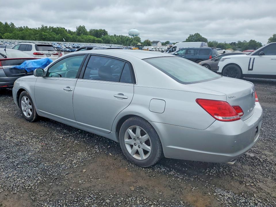 2005 Toyota Avalon მანქანა იყიდება აუქციონზე, vin: 4T1BK36B75U033568, აუქციონის ნომერი: 63790886