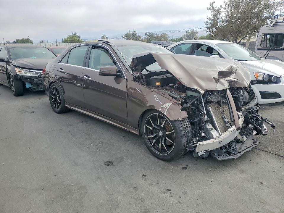 63207716 :رقم المزاد ، WDDHF5KB0EA974078 vin ، 2014 Mercedes-benz E مزاد بيع