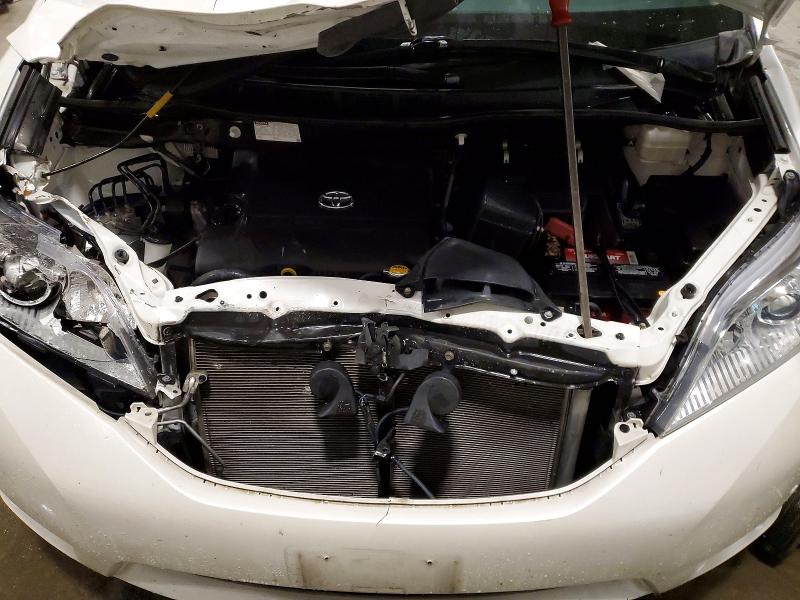 Продажа на аукционе авто 2013 Toyota Sienna, vin: 5TDYK3DC7DS375888, номер лота: 64338606