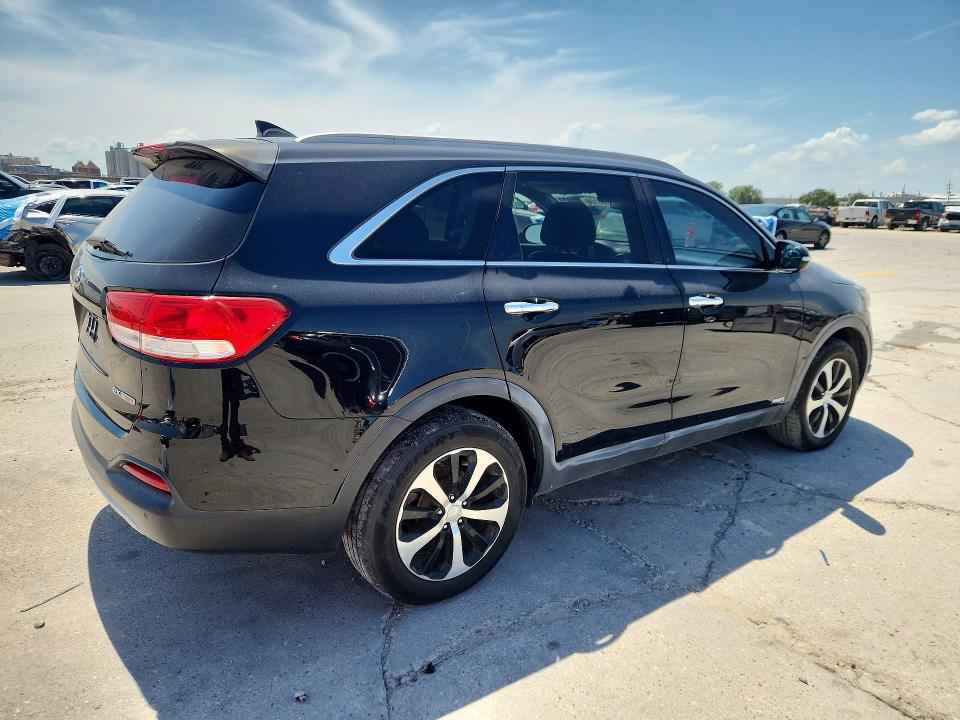 66136166 :رقم المزاد ، 5XYPHDA1XGG031928 vin ، 2016 Kia Sorento مزاد بيع