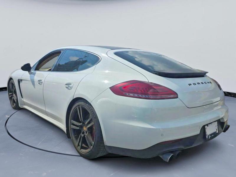 2015 Porsche Panamera მანქანა იყიდება აუქციონზე, vin: WP0AA2A72FL000498, აუქციონის ნომერი: 67309846