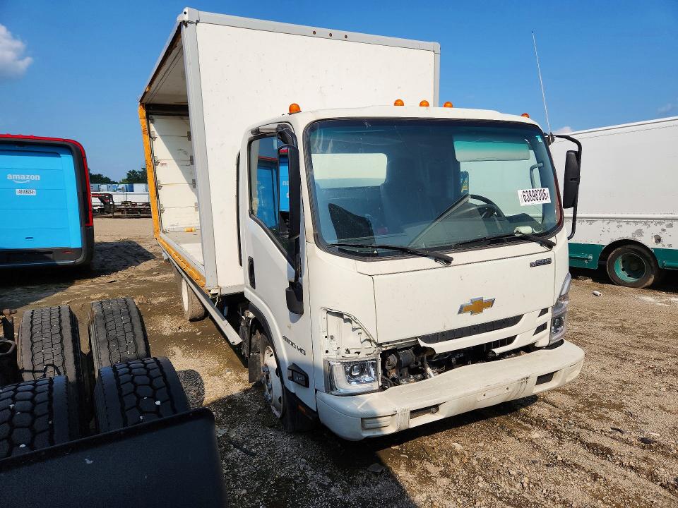63898306 :رقم المزاد ، 54DCDW1D2RS211154 vin ، 2024 Chevrolet 4500 مزاد بيع