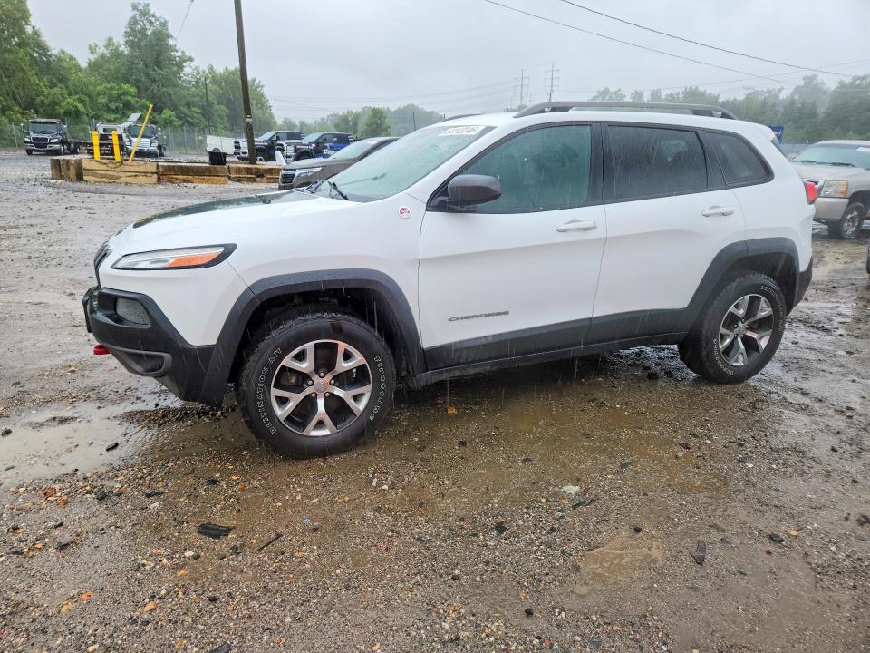 64143246 :رقم المزاد ، 1C4PJMBS0EW214217 vin ، 2014 Jeep Cherokee مزاد بيع
