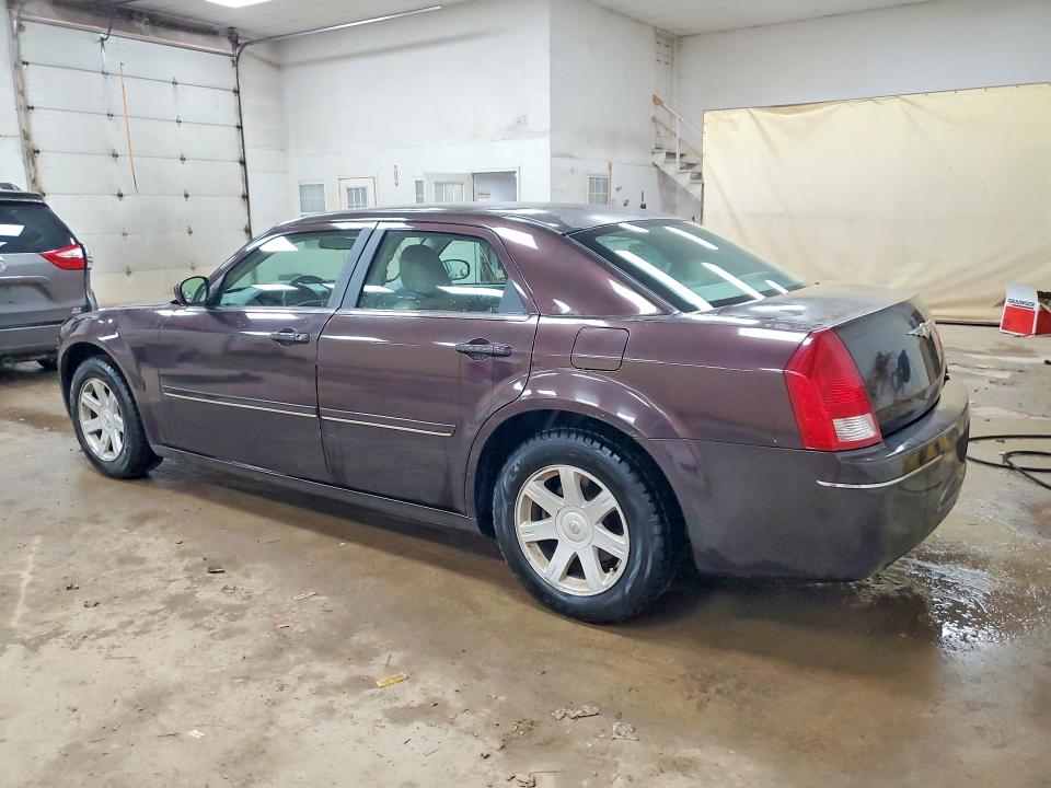 64555046 :رقم المزاد ، 2C3JA53G15H106262 vin ، 2005 Chrysler 300 مزاد بيع