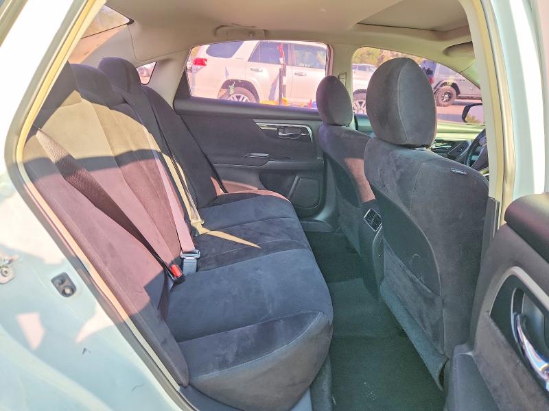 2013 Nissan Altima მანქანა იყიდება აუქციონზე, vin: 1N4AL3AP5DC253768, აუქციონის ნომერი: 62877426