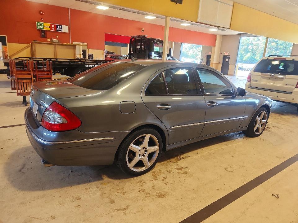 65902936 :رقم المزاد ، WDBUF87X78B322098 vin ، 2008 Mercedes-benz E مزاد بيع