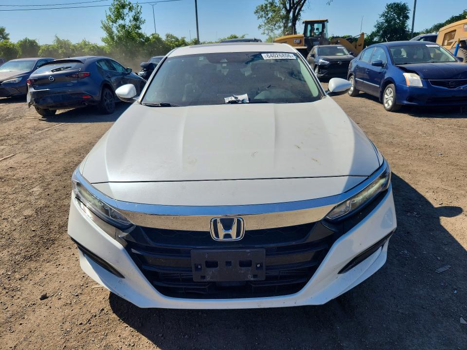 64026806 :رقم المزاد ، 1HGCV1F57LA801077 vin ، 2020 Honda Accord مزاد بيع