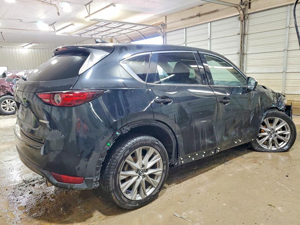Продаж на аукціоні авто 2021 Mazda Cx-5, vin: JM3KFBDM6M1488104, номер лоту: 64820066