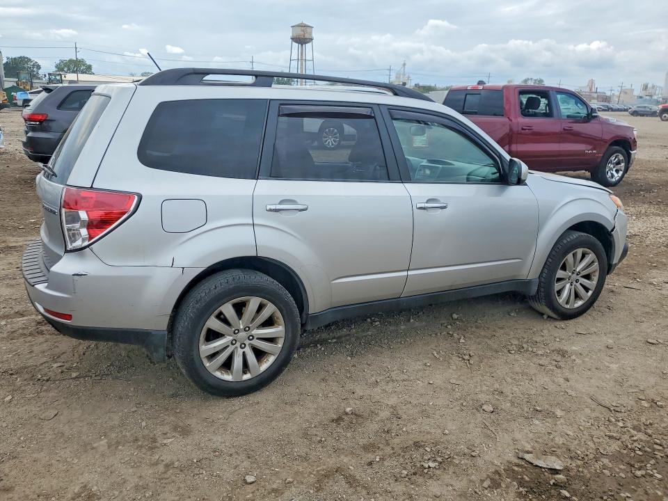 2011 Subaru Forester მანქანა იყიდება აუქციონზე, vin: JF2SHBDC7BH726414, აუქციონის ნომერი: 65540946