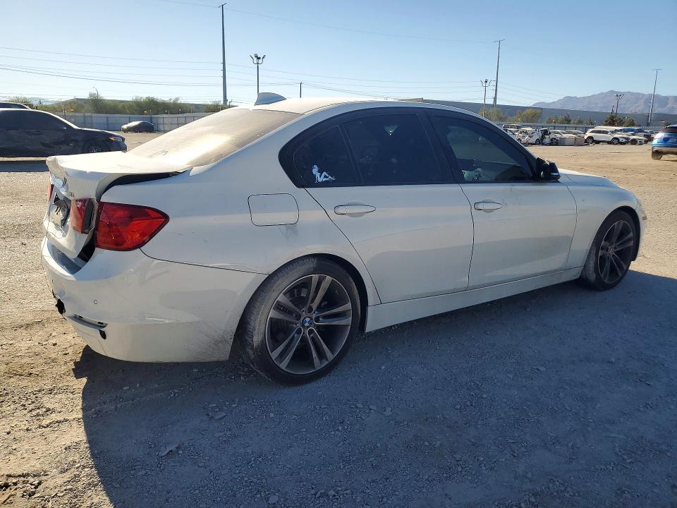 63429866 :رقم المزاد ، WBA3A5C53EF605551 vin ، 2014 Bmw 328 مزاد بيع