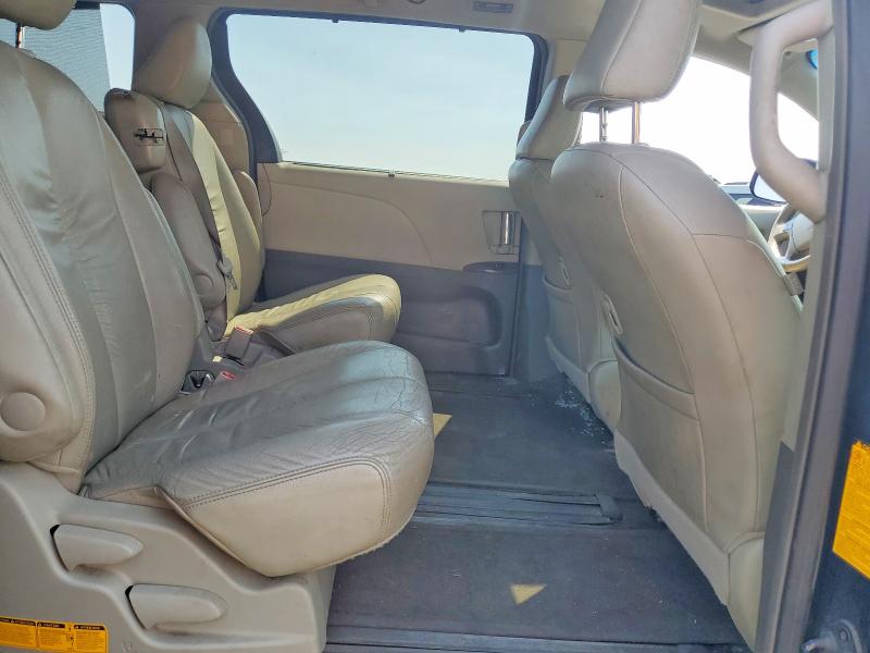 Aukcja sprzedaży 2011 Toyota Sienna, vin: 5TDYK3DC1BS093596, numer aukcji: 64669296
