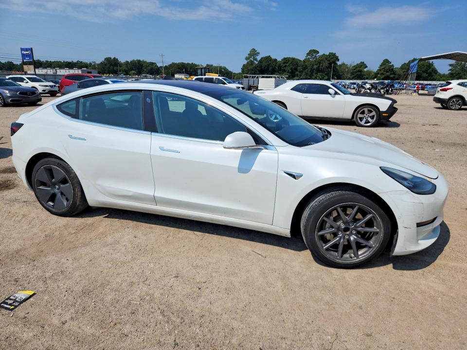 Продаж на аукціоні авто 2018 Tesla Model 3, vin: 5YJ3E1EA0JF053984, номер лоту: 65989986