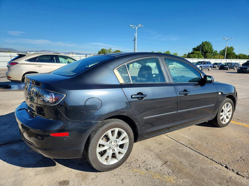 2007 Mazda 3 მანქანა იყიდება აუქციონზე, vin: JM1BK12F671627705, აუქციონის ნომერი: 64762826