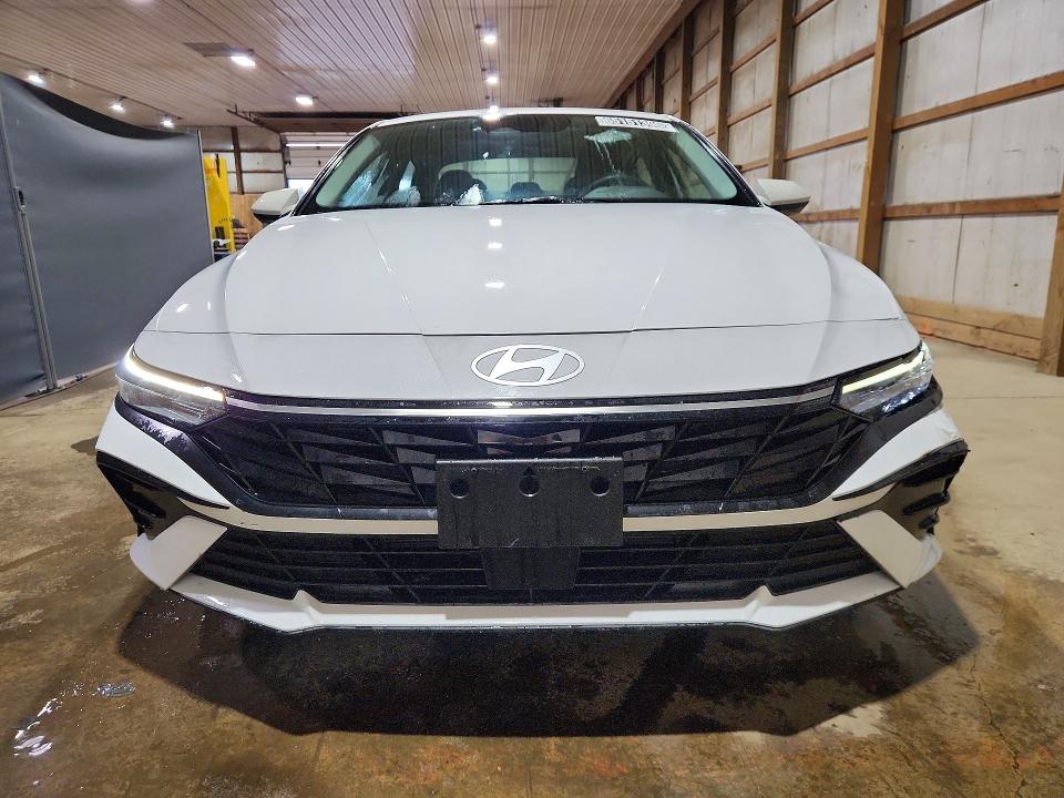 65151396 :رقم المزاد ، KMHLS4DG9SU022818 vin ، 2025 Hyundai Elantra مزاد بيع