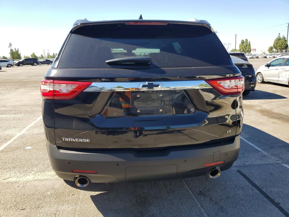 Продаж на аукціоні авто 2018 Chevrolet Traverse, vin: 1GNERHKW0JJ276807, номер лоту: 65149886