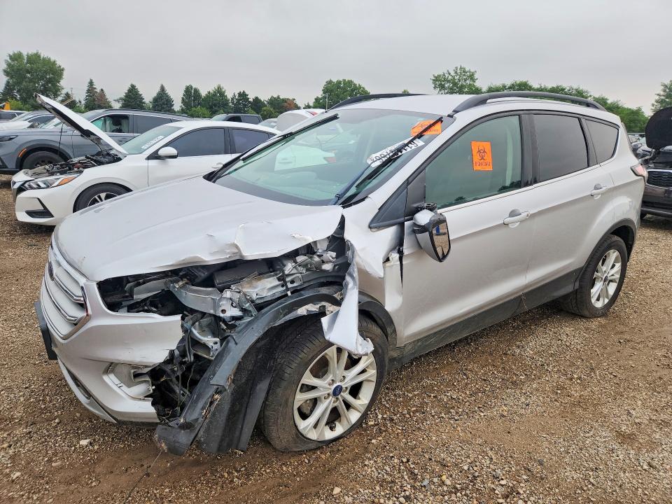 Продажа на аукционе авто 2018 Ford Escape, vin: 1FMCU0GD2JUD16242, номер лота: 61116766