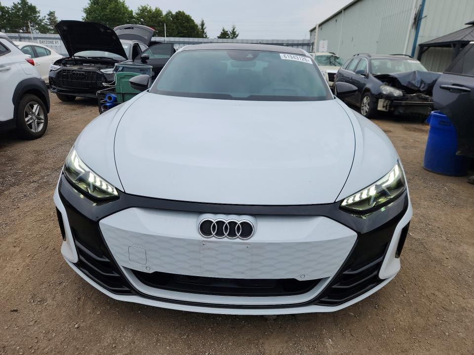 61943126 :رقم المزاد ، WAUFJBFW2P7003432 vin ، 2023 Audi E-tron Gt مزاد بيع