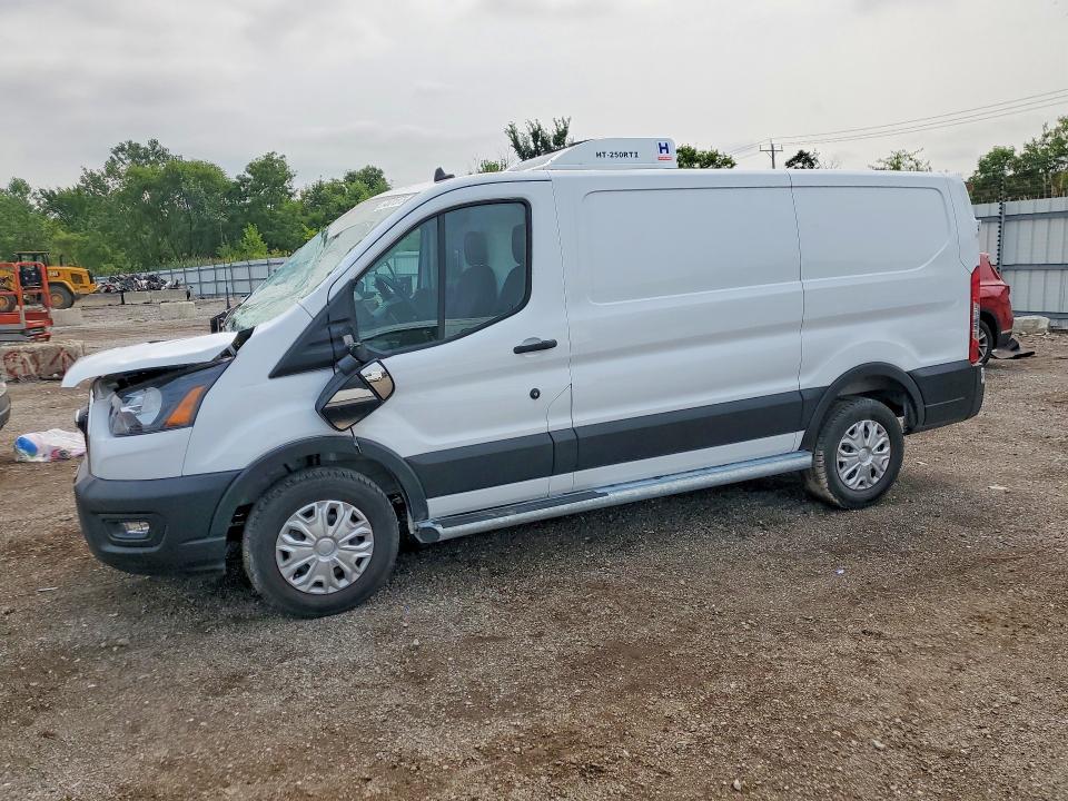 64631876 :رقم المزاد ، 1FTBR1Y8XSKA67971 vin ، 2025 Ford Transit مزاد بيع