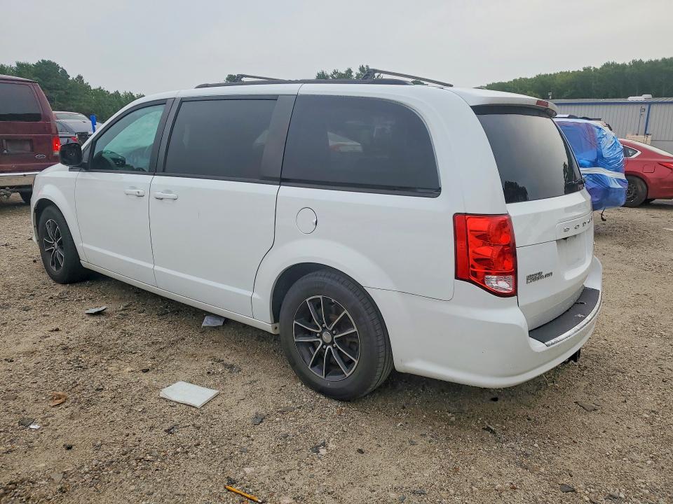 64493626 :رقم المزاد ، 2C4RDGEG4JR147553 vin ، 2018 Dodge Grand Caravan مزاد بيع