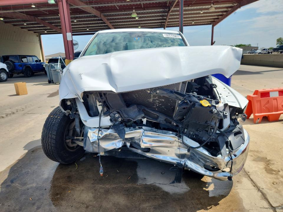 65563776 :رقم المزاد ، 1C6RR6TT8KS701597 vin ، 2019 Ram 1500 Classic مزاد بيع