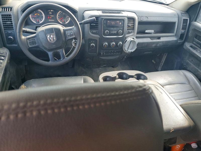 62294126 :رقم المزاد ، 3C7WRNFL1JG352096 vin ، 2018 Ram 5500 مزاد بيع