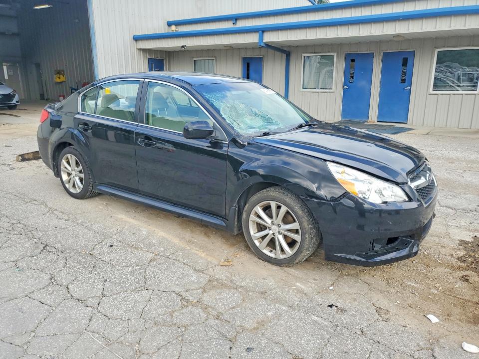 64160676 :رقم المزاد ، 4S3BMCC62E3025177 vin ، 2014 Subaru Legacy مزاد بيع